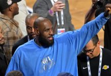 Jeanie Buss: «LeBron no ha dado indicaciones de seguir»