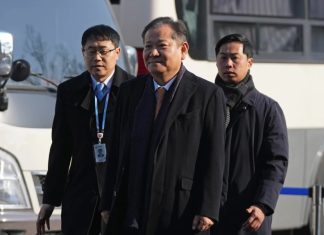 Condenan a 7 años de prisión a exministro del Interior surcoreano por la ley marcial