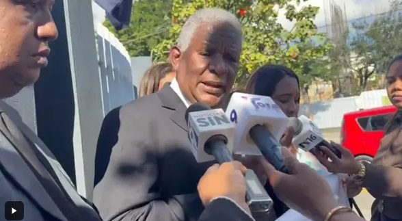 Manuel María Mercedes advierte al nuevo Director General de la PN que «mano dura» no está en la Constitución ni en el Código Penal