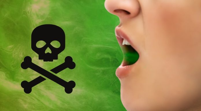 ¿Cómo decirle a una persona que tiene mal aliento sin herir ni dañar la relación?