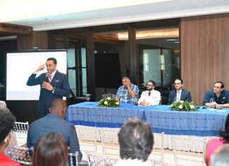 Movimiento Dominicanos Unidos Contra la Corrupción Denuncia “Captura del Estado” por Élites y Exige Auditoría al Gasto Público