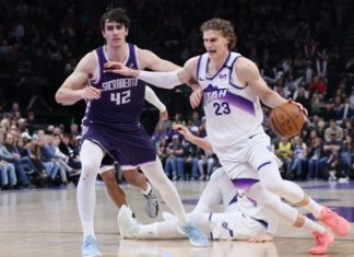 La NBA multa a los Jazz con 500.000 dólares y a los Pacers con 100.000 dólares