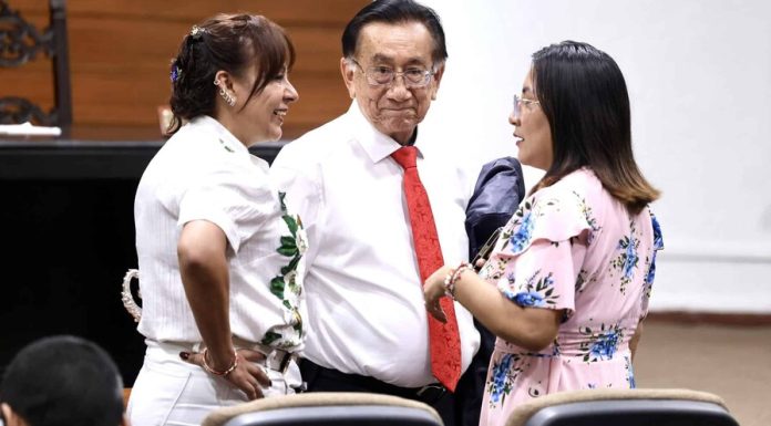 El nuevo presidente interino de Perú está citado como acusado en un juicio por corrupción