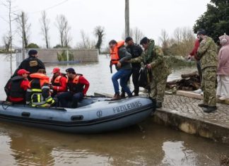 Evacuan cerca de 3.600 personas en Portugal por riesgo de desbordamiento del río Mondego