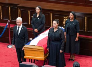 Presidente del Senado destaca legado intelectual y democrático de Alburquerque