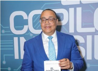 Víctor Bautista publica libro sobre inteligencia artificial y comunicación