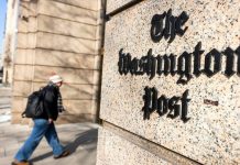 El director ejecutivo del Washington Post renuncia tras centenares de despidos
