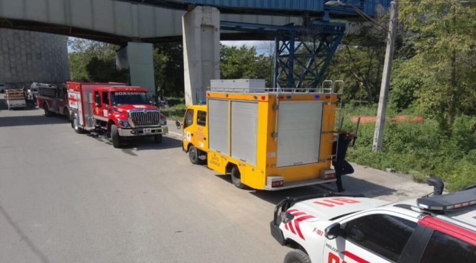 Cuatro personas resultan heridas en un accidente en el puente Jacinto Peynado