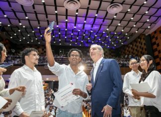 Presidente Abinader encabeza graduación de 5,000 jóvenes del programa Talento Digital, impulsando el capital humano que demanda el mercado laboral