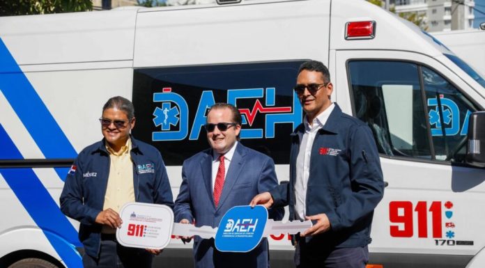 Sistema 911 entrega 50 modernas ambulancias a la DAEH para fortalecer la atención a las emergencias ciudadanas