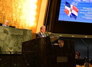 Leonel Fernández participa como orador principal en el Montessori Model UN en la sede de las Naciones Unidas