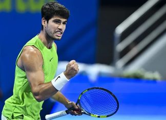 Carlos Alcaraz supera a Andrey Rublev y mantiene su paso perfecto hacia la final en Doha