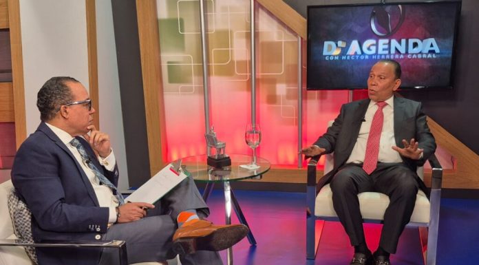 Video- Jiménez Peña acusa al gobierno del PRM de ser un dilapidador de los recursos públicos