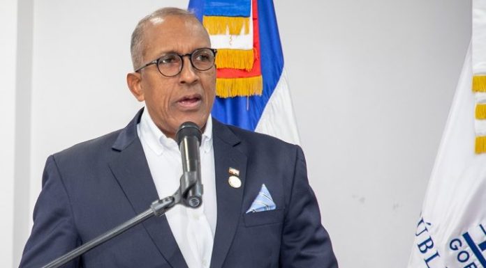 Destituído Contralor es designado en el Consejo de Directores del Banco de Reservas