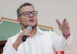 Reportaje- Escándalo en el Feda aguarda investigación que determinará el futuro de su director HEcmilio Galván