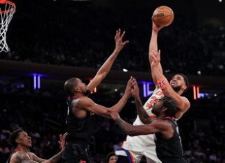 Towns lidera a los Knicks con 28 puntos y hunde más a los Bulls