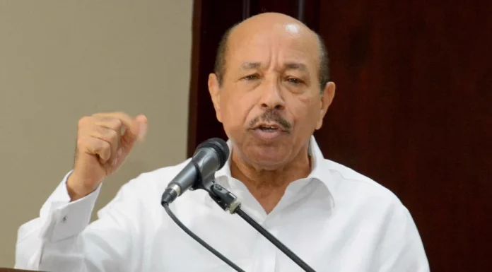 Temístocles Montás no es prudente implementar una reforma fiscal por estrés de la poblacíon