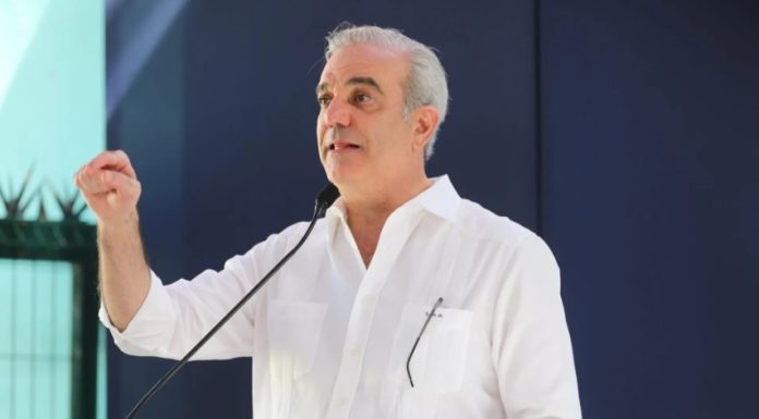 Presidente Abinader redobla actividades oficiales en esta Semana Santa