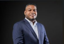 Arquitecto Fredny Díaz denuncia abusos, cobros ilegales y caos en Planeamiento Urbano de Santo Domingo Este