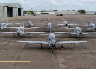 Primeros diez aviones militares TP-75 Dulus ensamblados en RD vigilan zona fronteriza y áreas protegidas