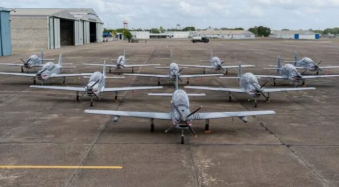 Primeros diez aviones militares TP-75 Dulus ensamblados en RD vigilan zona fronteriza y áreas protegidas