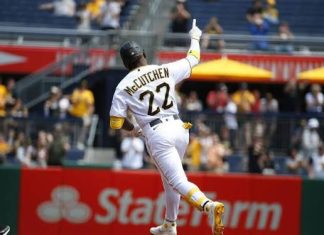 Andrew McCutchen iniciará su temporada 18 en Grandes Ligas tras ganarse un puesto con los Rangers