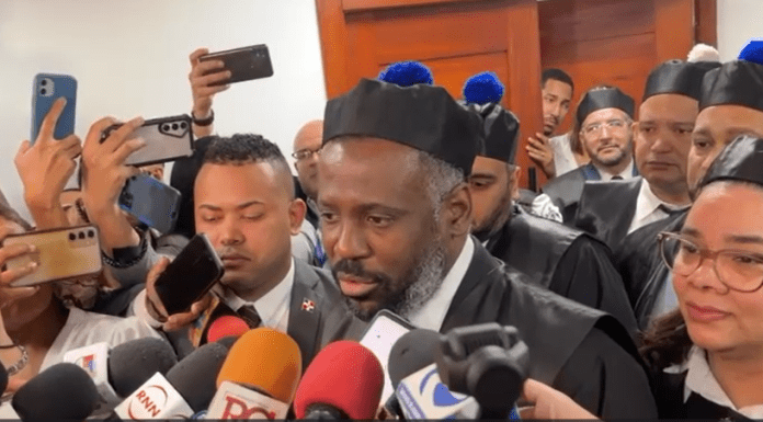 Wilson Camacho se queja defensa de Jean Alain Rodríguez hace perder el tiempo al tribunal