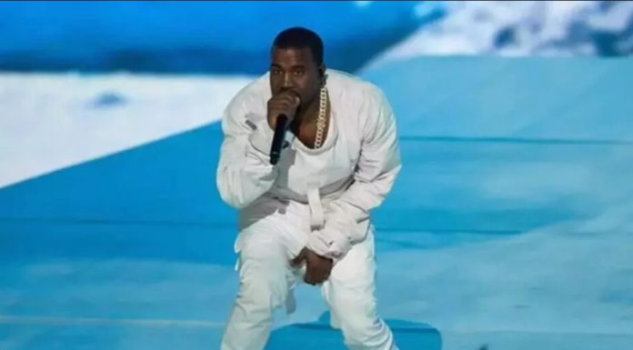 Kanye West deberá pagar 140,000 dólares a exempleado por trabajos en su mansión no pagos