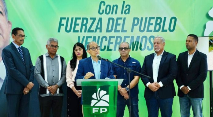 Fuerza del Pueblo afirma el gobierno del PRM infla cifras de obras y ejecuta proyectos de alto costo y baja calidad