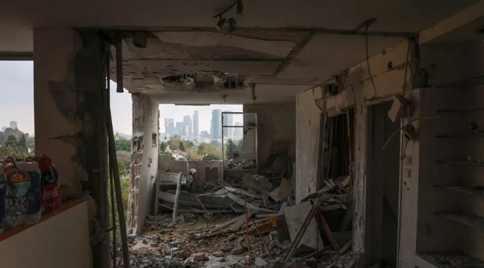 Tres semanas de guerra en Oriente Medio: continúan los ataques y las dudas sobre Ormuz