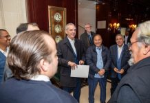 Presidente Abinader llega a París donde se reunirá con su homólogo Emmanuel Macron y participará en Foro Global Anticorrupción e Integridad