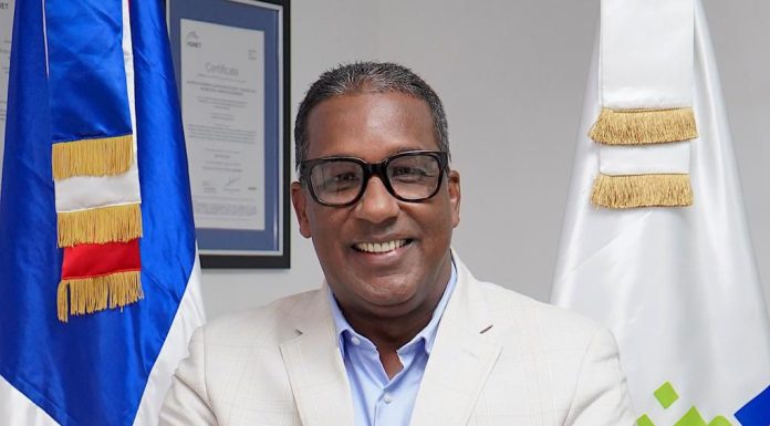 Doctor Agustín Burgos agradece los avances de la presa de Guagüí