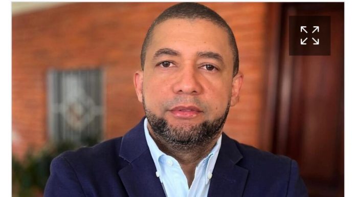 Tribunal de la Altagracia impone medidas de coerción al comunicador Jefte Ventura; reconoce delito de de difamación e injuria contra Petromóvil