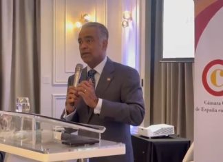 Joel Santos pone su confianza en la energía renovable como herramienta para mitigar los efectos de la crisis externa por guerra en Medio Oriente