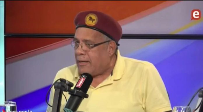 Luis “El Gallo” afirma columna de la democracia son los partidos políticos y no los “aventureros” independientes