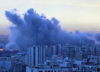 Israel ataca el edificio de la asamblea de clérigos que deben elegir al sucesor de Jameneí