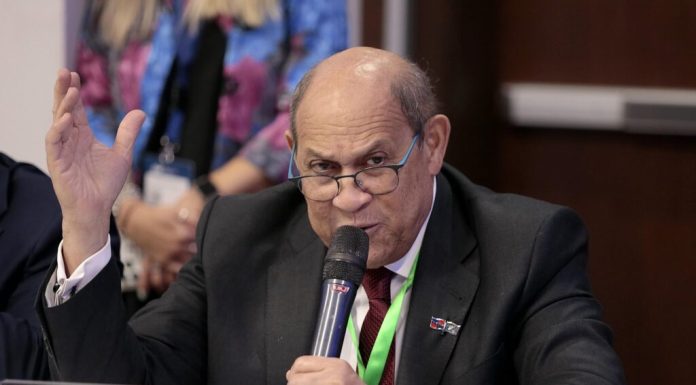 MESCyT aclara “no habrá fusión, sino la creación de un nuevo sistema educativo dominicano”