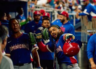 República Dominicana avanza a cuartos del Clásico Mundial tras vencer con autoridad a Israel