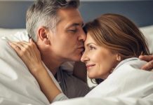 El sexo frecuente podría retrasar la menopausia, según un nuevo estudio