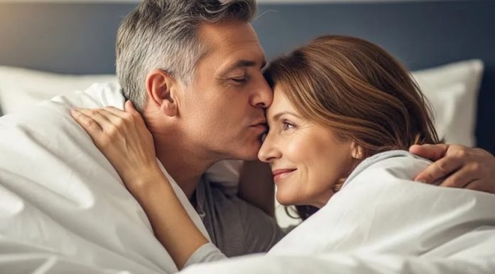 El sexo frecuente podría retrasar la menopausia, según un nuevo estudio