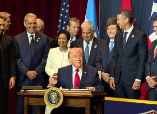 “No voy a aprender su maldito idioma” dice Trump dice ante mandatarios latinoamericanos