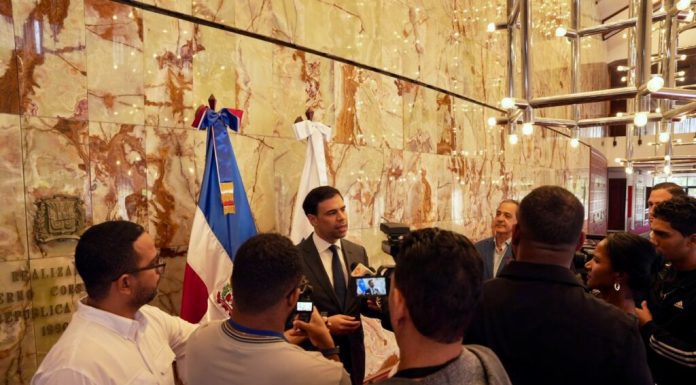 Roberto Ángel Salcedo se reúne con equipo operativo de la Feria del Libro y la Cultura Cibao 2026