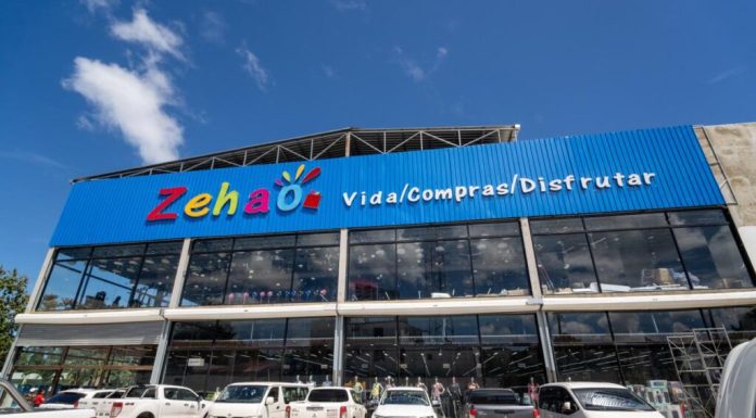 MIVHED advierte a la ciudadanía sobre riesgos en establecimiento Plaza Zehao en Las Terrenas por incumplimiento reiterado de normativas