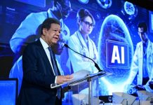 Al iniciar foro sobre salud del futuro, Leonel Fernández afirma que la IA inaugura una nueva era en la medicina