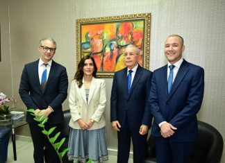 Embajadora de Estados Unidos, Leah Francis Campos, se reúne con el ex Presidente Danilo Medina, presidente del PLD y Johnny Pujols, Secretario General