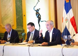El presidente Luis Abinader sostiene reunión con representantes de diversos sectores industriales y comerciales