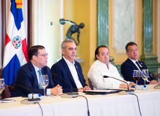 Sector comercial y gobierno garantizan estabilidad en los precios de los productos básicos