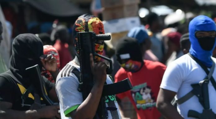 Policía de Haití dice que masacre perpetrada por banda “Gran Grif” dejó 16 muertos