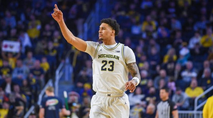 El dominicano Lendeborg, con 23 puntos, impulsa a Michigan a los Elite 8 al vencer a Alabama en NCAA