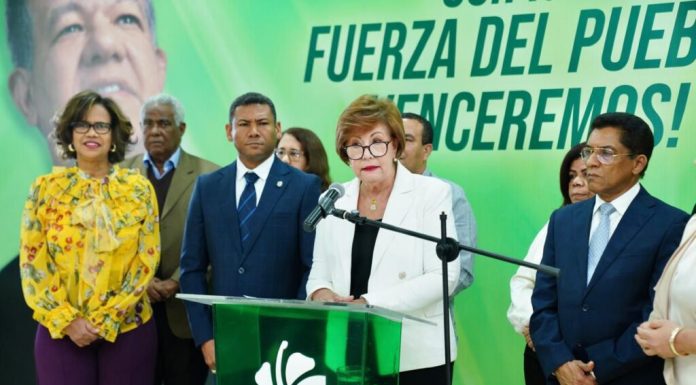 Fuerza del Pueblo asegura que el Gobierno actúa “sin un plan coherente” por falta de visión en Educación